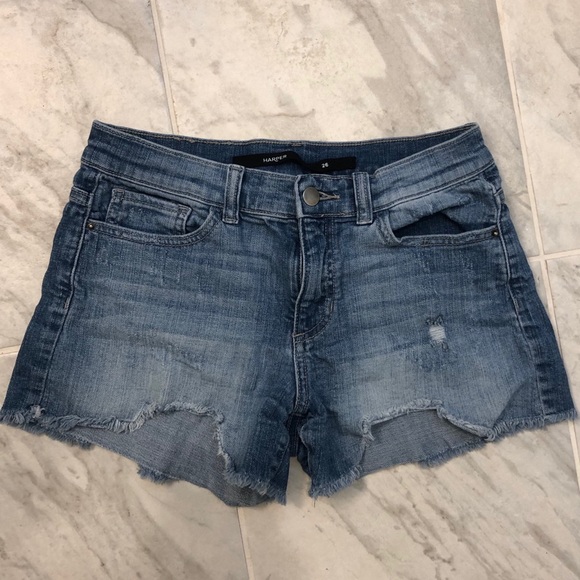 Francesca’s Harper Jean Shorts Size 26 - Picture 1 of 3